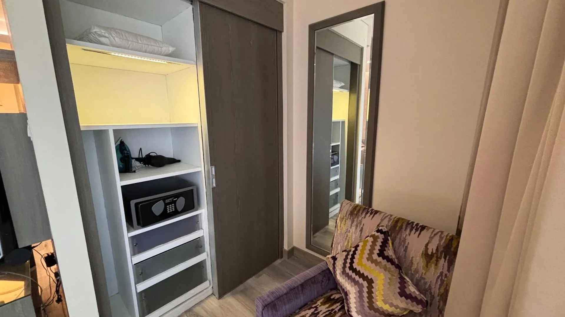 Emaar Residences Fashion Avenue - Formerly Address Dubai Mall - Stunning Vacation Homes شقة فندقية